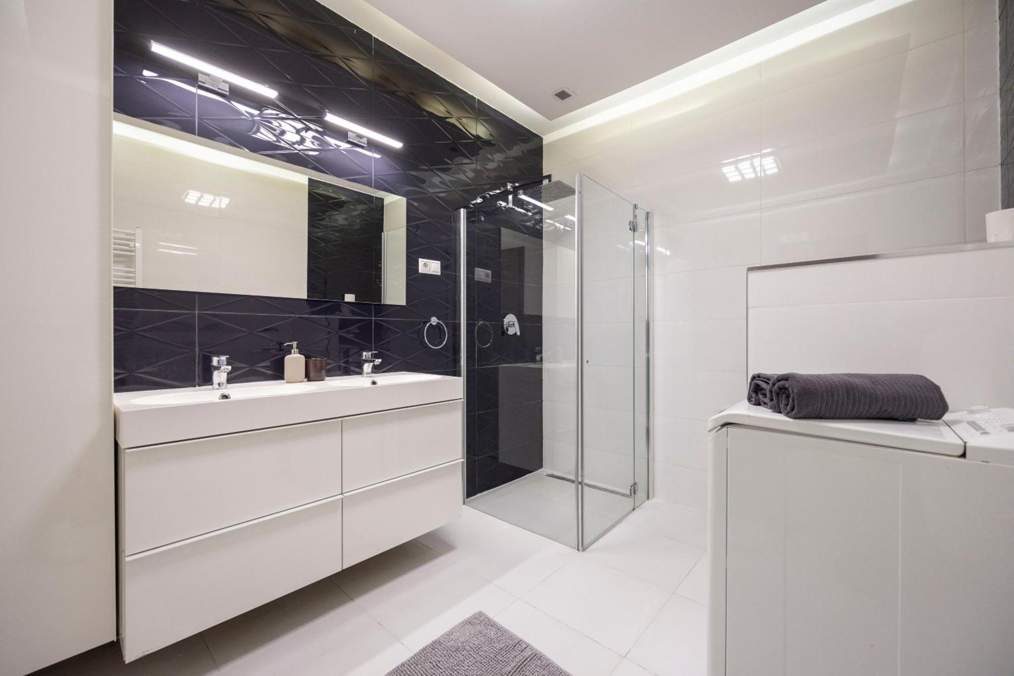 Deluxe Central Elizabeth Residence W/ 4Bedrm, 2Bathrm, 1Lvngrm Budapest Exterior photo