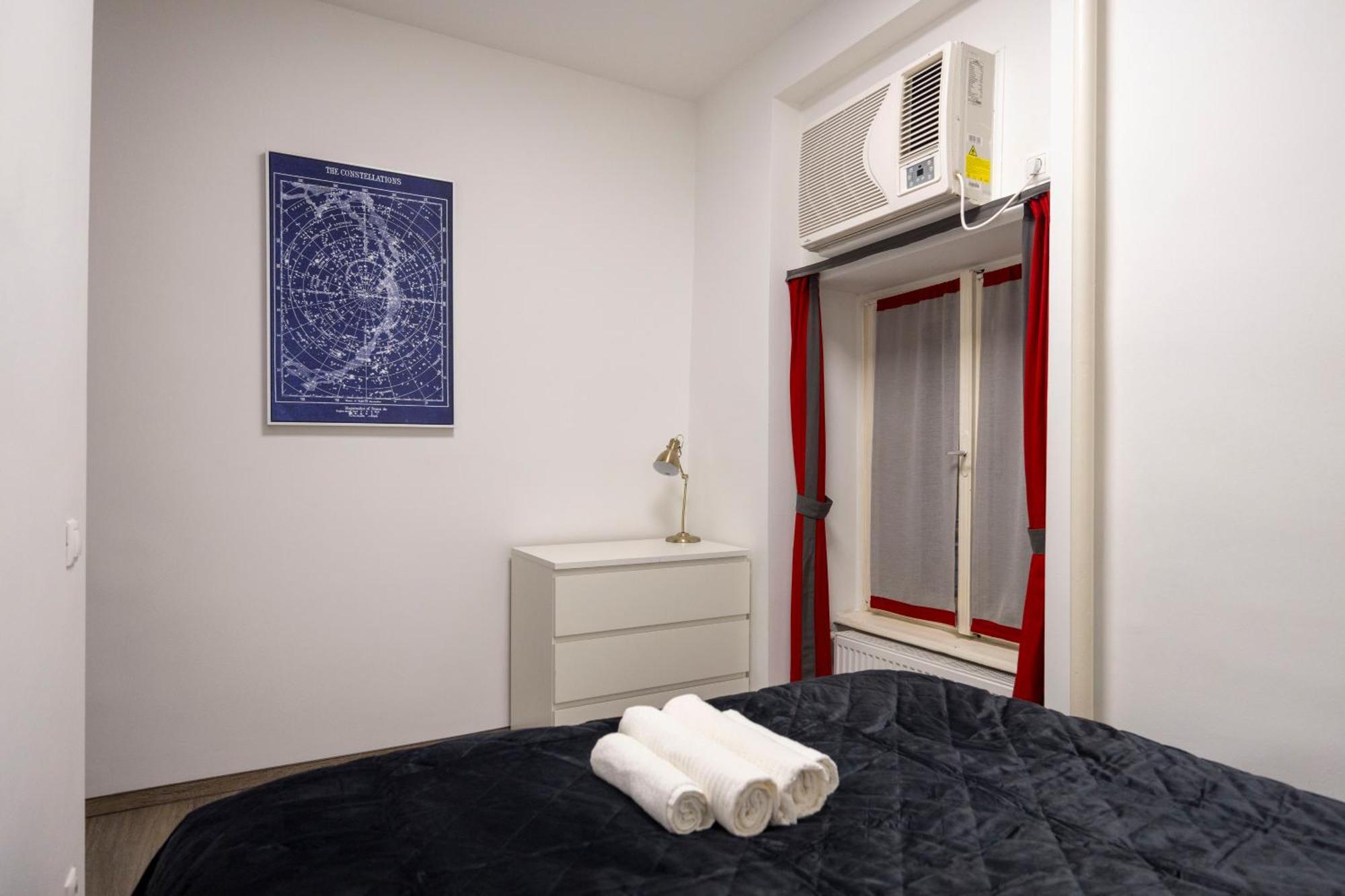Deluxe Central Elizabeth Residence W/ 4Bedrm, 2Bathrm, 1Lvngrm Budapest Exterior photo